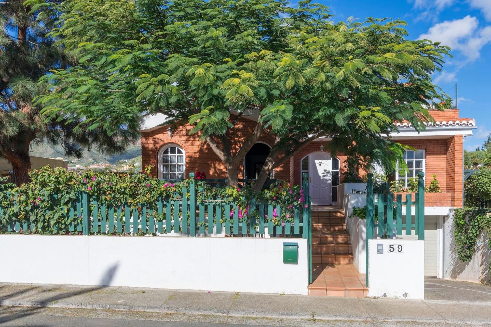 Villa Los Almendros ลาสปัลมาส เด กรานคานาเรีย ภายนอก รูปภาพ